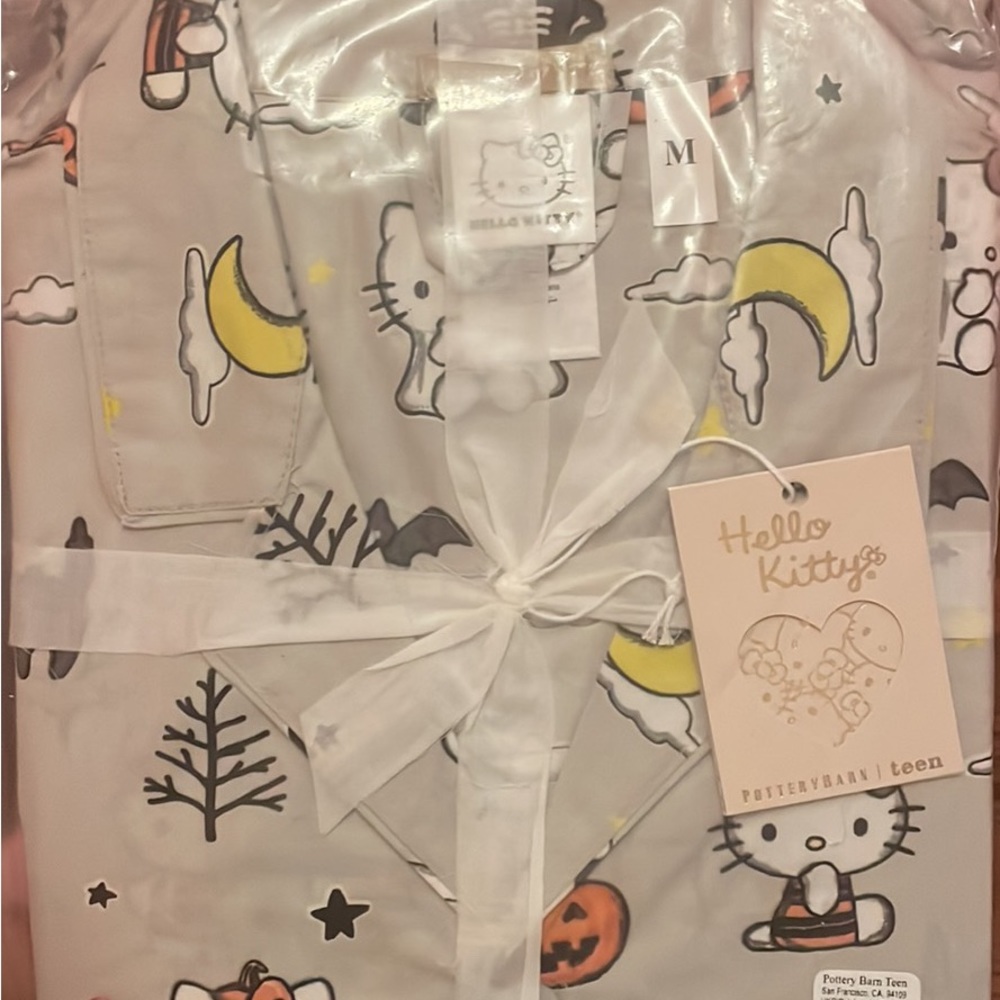 Hello kitty Halloween pottery barn